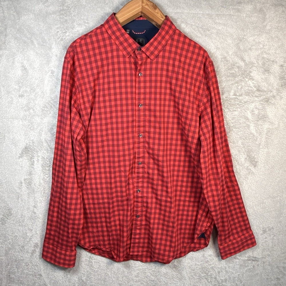 Under Armour Performance Shirt Mens 3XL Red Black Plaid Button Up Athletic